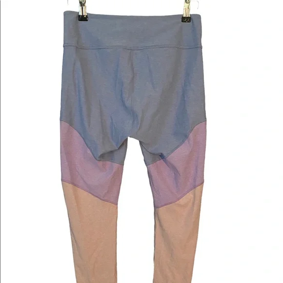 Outdoor voices pastel tights med - Picture 3 of 5